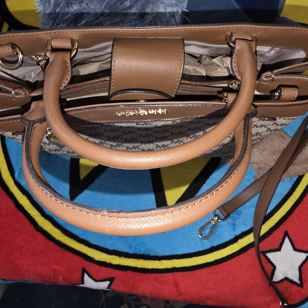 Michael Kors Tan Logo-Print Satchel with Crossbody Strap - Picture 7 of 11